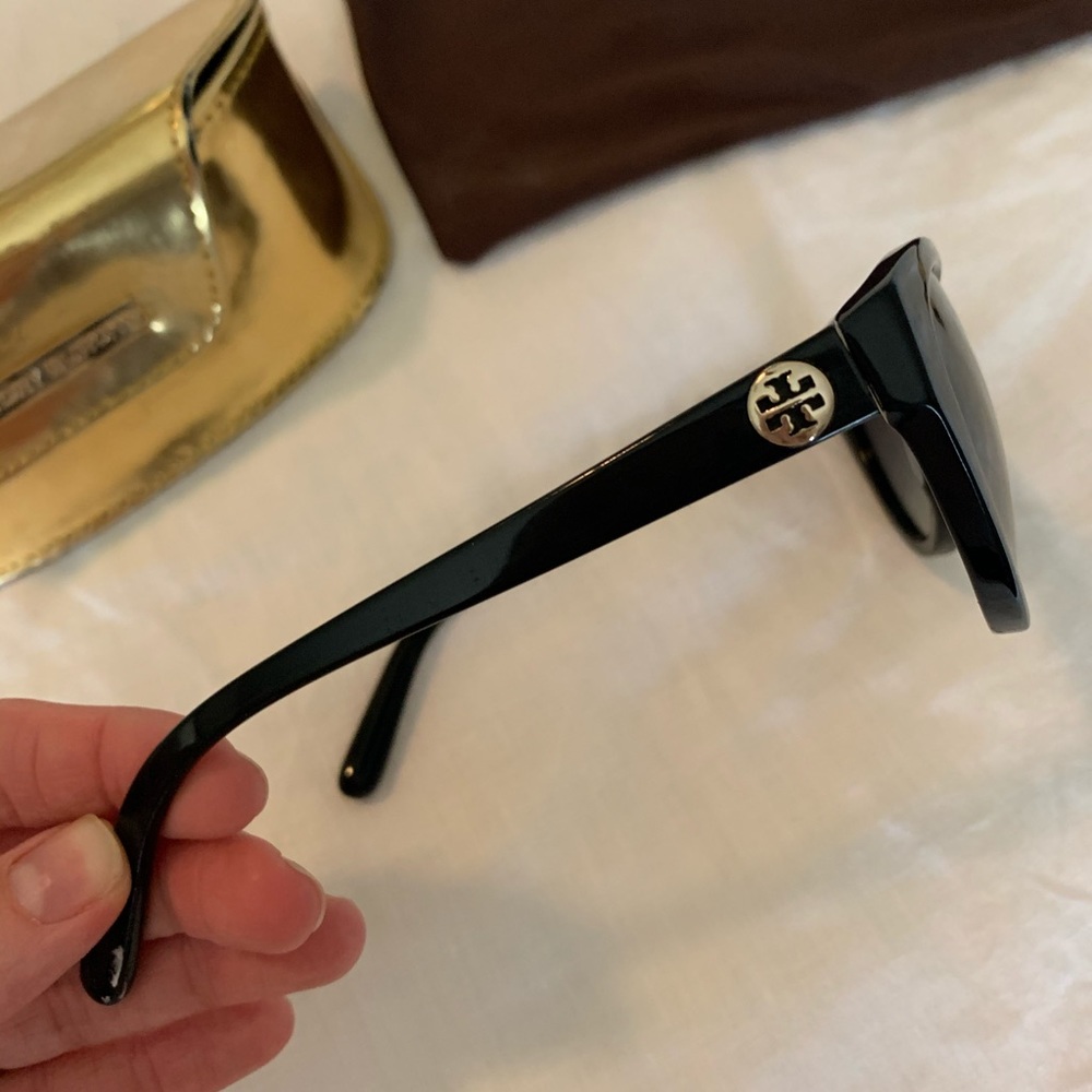 Tory Burch Cat Eye Sunglasses